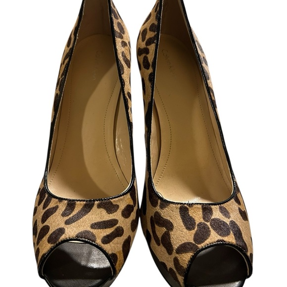 Calvin Klein Women’s Brown & Tan, Size 10 Animal Stilettos NWT - Picture 5 of 7